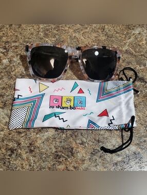 BLENDER RO SHAM BO SHADES UNBREAKABLE. NATIVE CHARM. KUDS / JUNIOR. SUNGLASSES